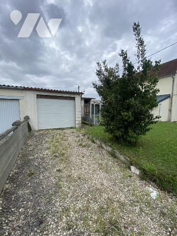 Maison rénovée avec garage