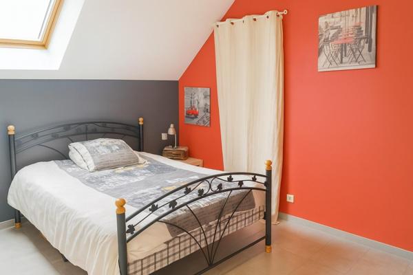 Maison de charme avec jardin paysager, jacuzzi et dépendances – 200 m² habitables