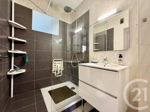 Appartement F3 à vendre  4 pièces - 75 m2 AUBENAS - 07