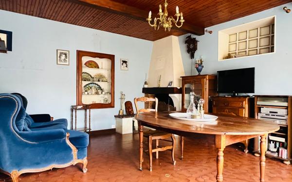 Maison à vendre    4 pièces •  La Flotte