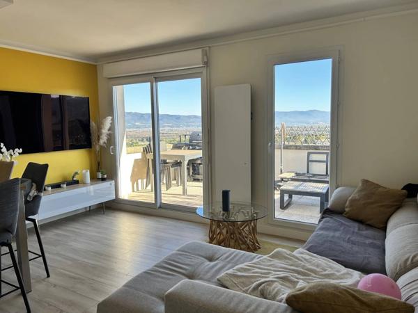 Golf Pont Royal - T3 dernier étage vue féérique terrasse et piscine