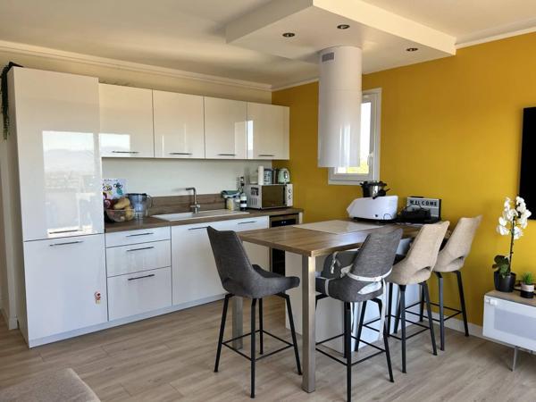 Golf Pont Royal - T3 dernier étage vue féérique terrasse et piscine