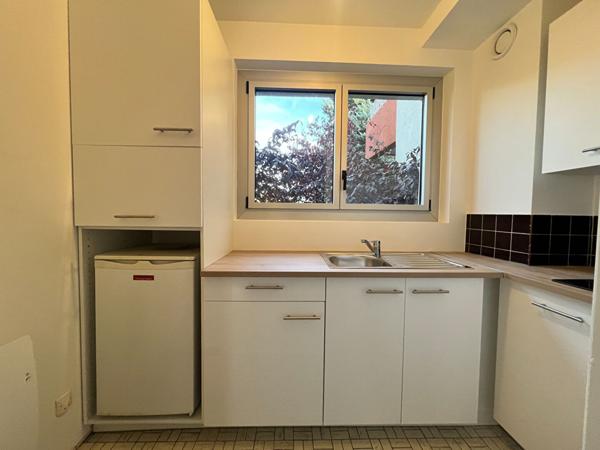 TYPE 1 PROCHE GARE BALCON ET PARKING