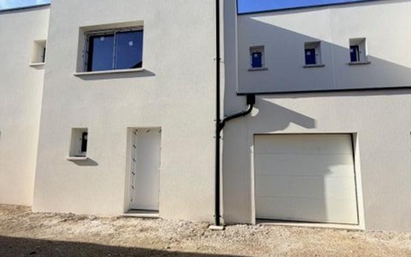 Maison à vendre    4 pièces •  Reims