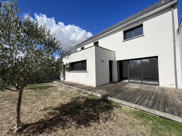 Achat - Maison Châteaugiron 35410 6 pièces 126 m 2 296 m 2