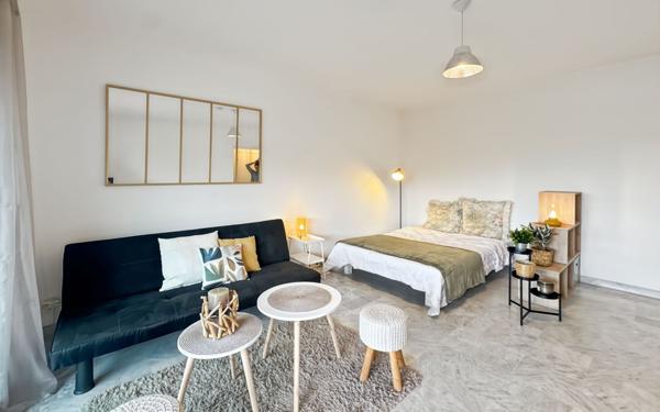 Appartement à louer    1 pièce •  Antibes