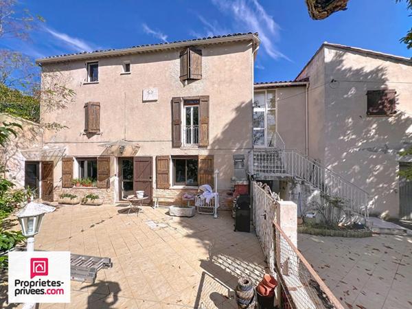 Ancienne ferme avec 2 logements dépendances sur 13 322 m²