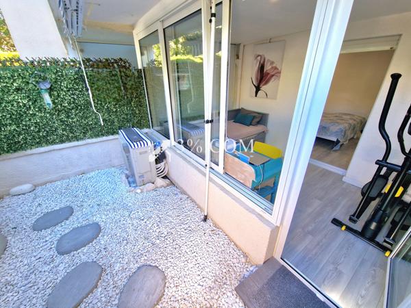 Rez de jardin 4 pièce(s) 3 chambre(s) 60 m²