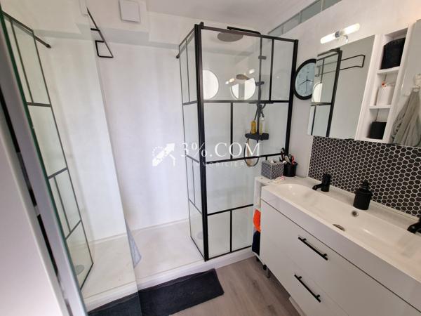 Rez de jardin 4 pièce(s) 3 chambre(s) 60 m²