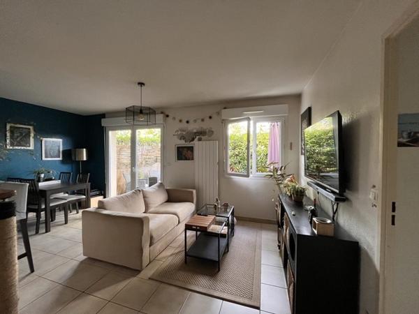 Appartement à vendre |  Saint-Quentin-de-Baron |  2 pièces | 41 m²