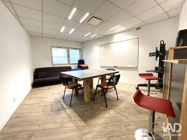 Location murs commerciaux  121 m² Miribel