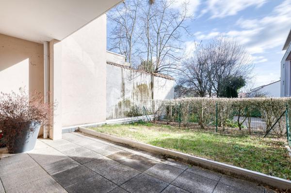 Genas Centre – T3 avec jardin – Parking – Possibilité local professionnel