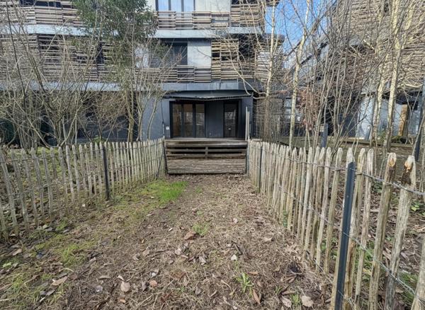 Appartement RDC + Terrasses + Jardin + Parking