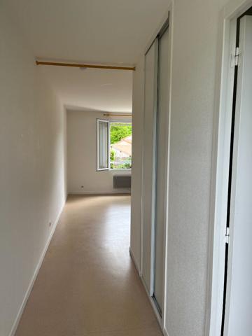 MIGNALOUX - Appartement Type 1 de 27 m²