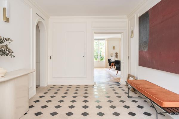 Vente Appartement de luxe Paris 7 5 Pièces 184.57 m²