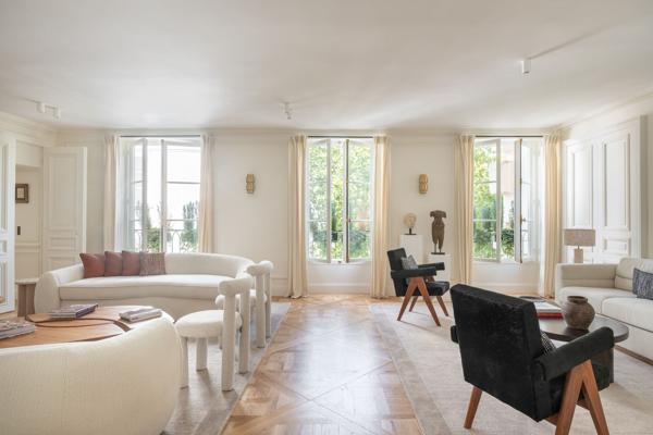 Vente Appartement de luxe Paris 7 5 Pièces 184.57 m²