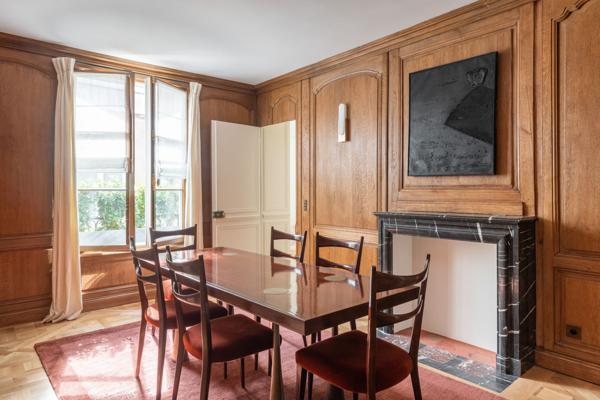 Vente Appartement de luxe Paris 7 5 Pièces 184.57 m²