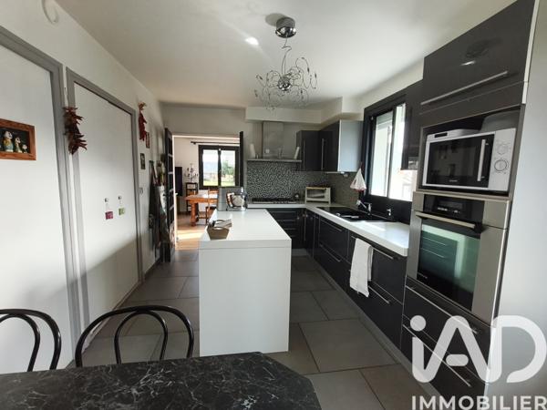 Maison à vendre 11 pièces 301 m² Arras-en-Lavedan