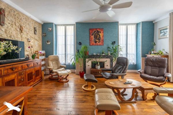 Maison à vendre |  Mirambeau |  9 pièces | 295 m²