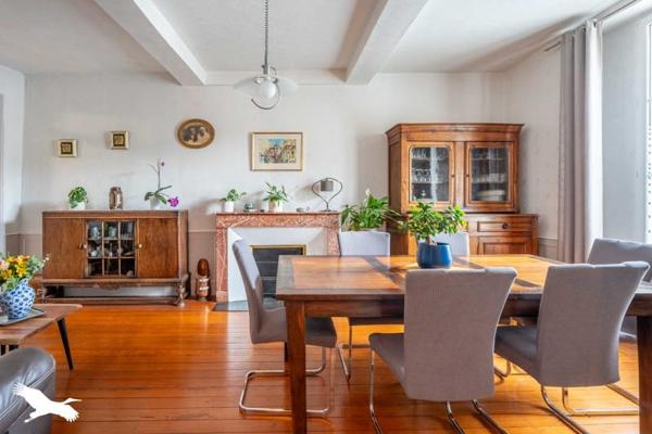 Maison à vendre |  Mirambeau |  9 pièces | 295 m²