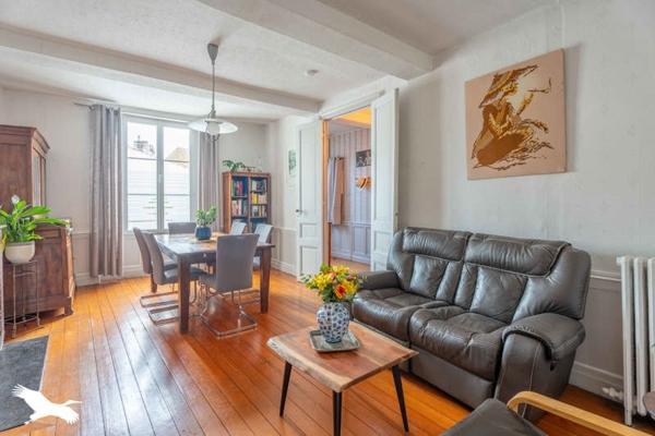 Maison à vendre |  Mirambeau |  9 pièces | 295 m²