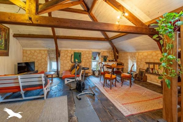 Maison à vendre |  Mirambeau |  9 pièces | 295 m²