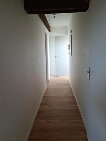 F2 PROCHE CENTRE SOISSONS