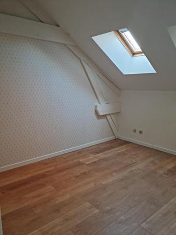 F2 PROCHE CENTRE SOISSONS