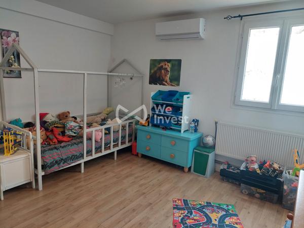 MAISON DE 223m² 6 CHAMBRES AVEC HANGAR OUVERT DE 400m² ET 800M2 CONSTRUCTIBLES