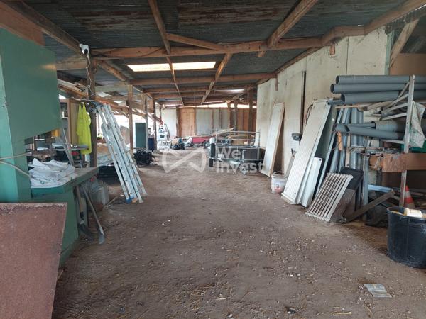 MAISON DE 223m² 6 CHAMBRES AVEC HANGAR OUVERT DE 400m² ET 800M2 CONSTRUCTIBLES