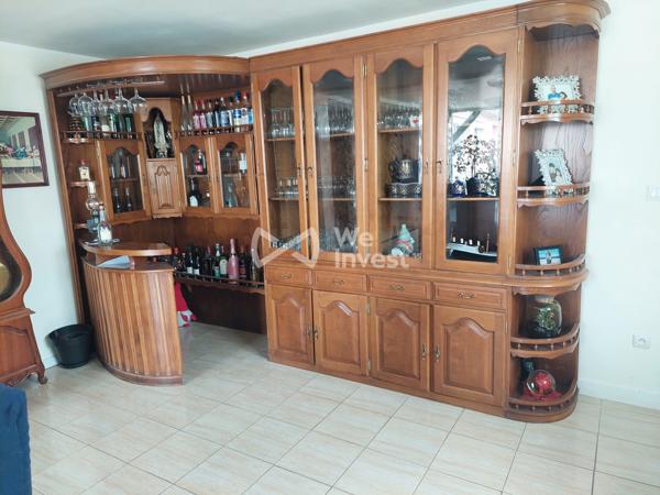 MAISON DE 223m² 6 CHAMBRES AVEC HANGAR OUVERT DE 400m² ET 800M2 CONSTRUCTIBLES