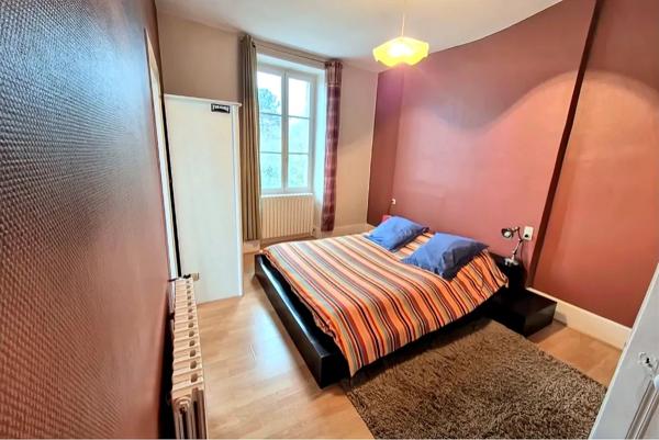 Maison
         7 pièces
        - 230 m² 399 000 € *