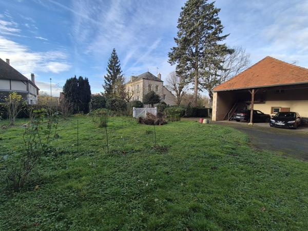 Maison
         7 pièces
        - 230 m² 399 000 € *