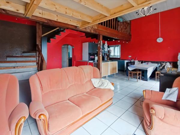 Maison à vendre 6 pièces ROCHE EN REGNIER (43)