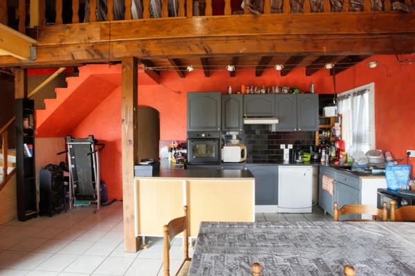 Maison à vendre 6 pièces ROCHE EN REGNIER (43)