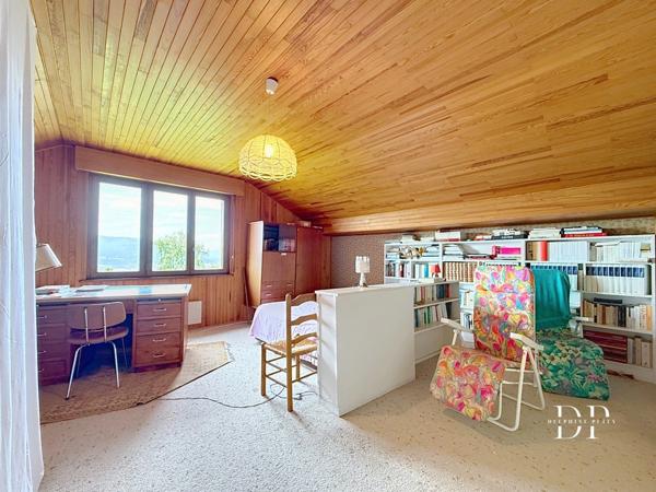 Maison à vendre 5 pièces, 153 m3 habitables et 263 m2 de surface totale, LUCINGES (74), Terrain de 3100 m2