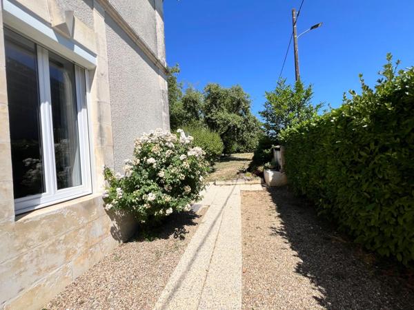 Maison de caractère, 10 min CHU poitiers