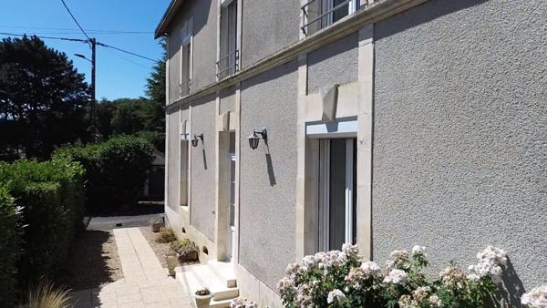 Maison de caractère, 10 min CHU poitiers