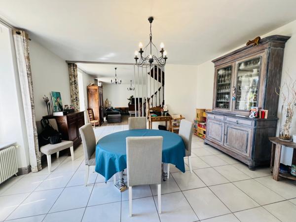 Maison de caractère, 10 min CHU poitiers