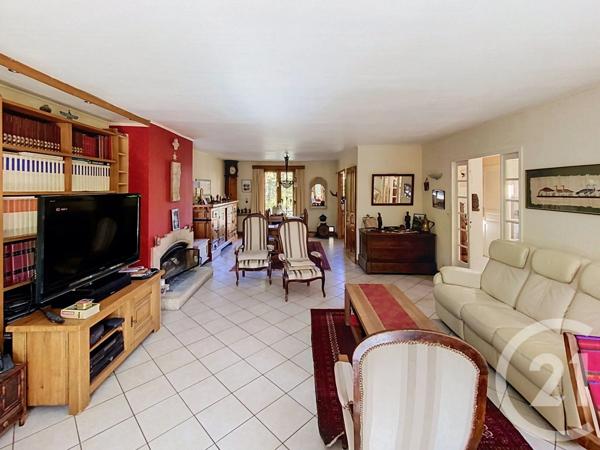 Maison à vendre  7 pièces - 202,33 m 2   LAMORLAYE  - 60