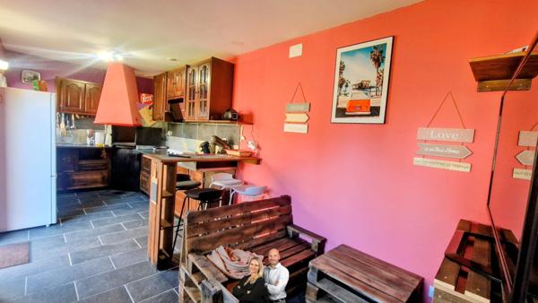 Maison de plain-pied de 2011 avec dépendance, piscine (2021), double garage – Terrain 1 240 m² – Quartier résidentiel très calme à Faugerolles