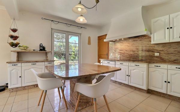 Maison à vendre    5 pièces •  Hombourg-Haut