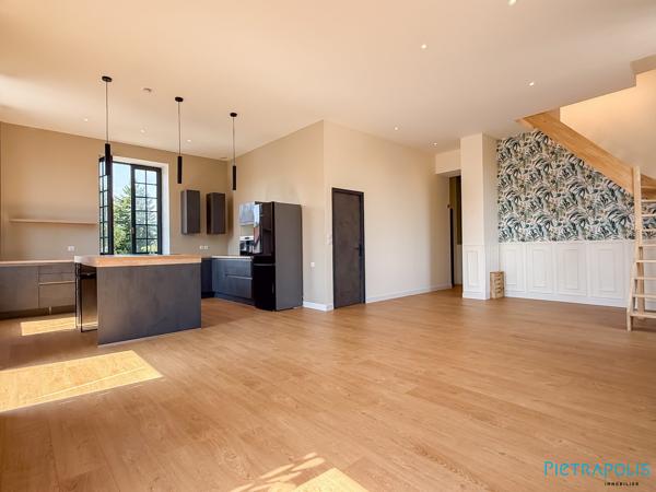 DUPLEX RENOVE AVEC BALCON SATHONAY CAMP