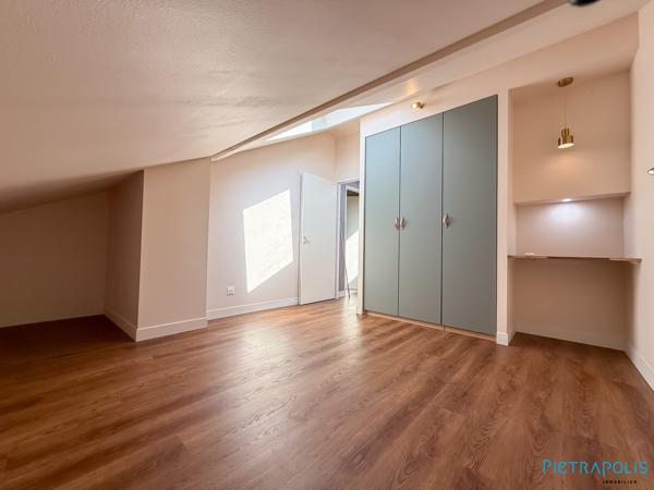 DUPLEX RENOVE AVEC BALCON SATHONAY CAMP