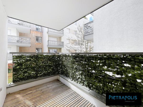 T3 RUE LEON BLUM-BALCON-GARAGE IMMEUBLE 2011-CALME