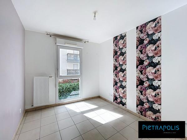 T3 RUE LEON BLUM-BALCON-GARAGE IMMEUBLE 2011-CALME