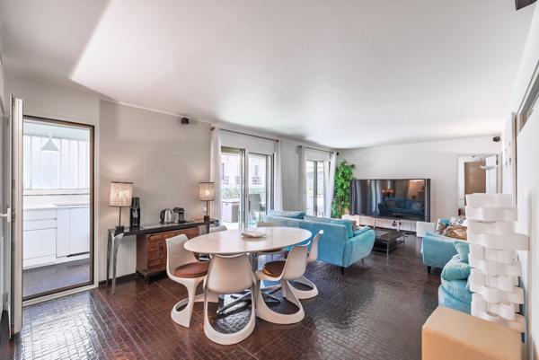 Cannes, coeur Banane :  Rare Appartement 3 chambres et grande terrasse