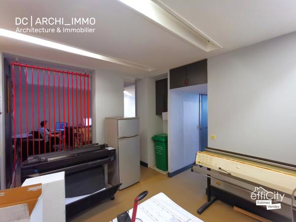 Local Commercial 7 pièces - 152 m² Exclusivité efficity
