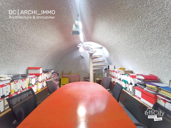 Local Commercial 7 pièces - 152 m² Exclusivité efficity