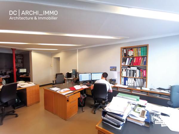 Local Commercial 7 pièces - 152 m² Exclusivité efficity